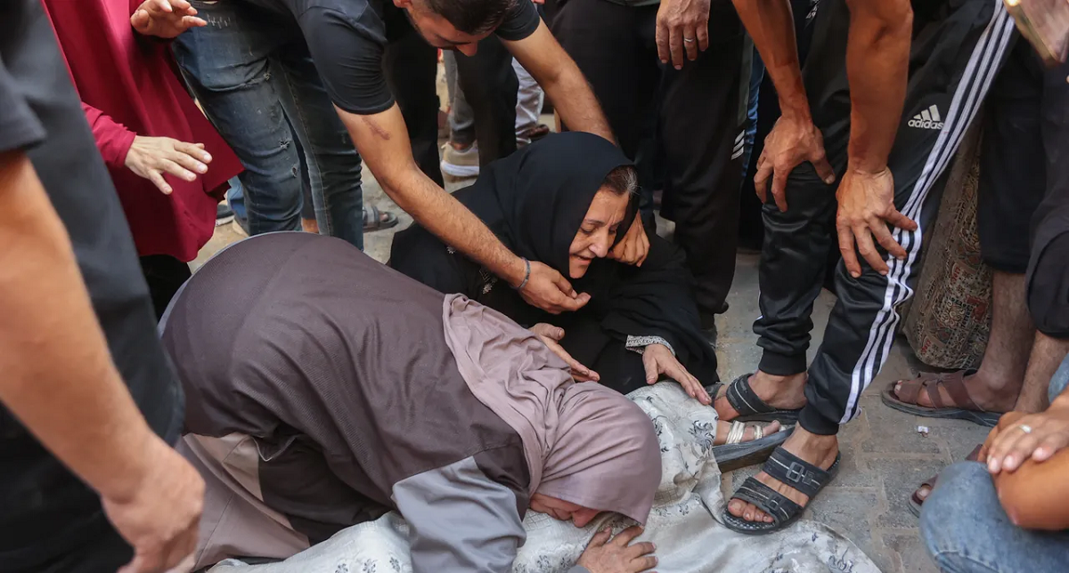 استشهاد طفل وشاب في غزة برصاص "كواد كابتر"